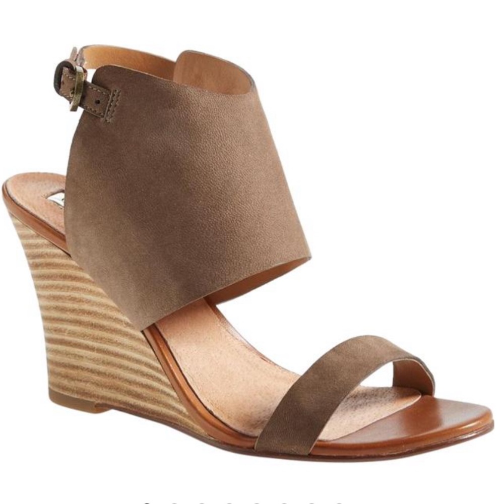 Halogen Suede Clarette Stacked Wedges, Mushroom, Size 8.5